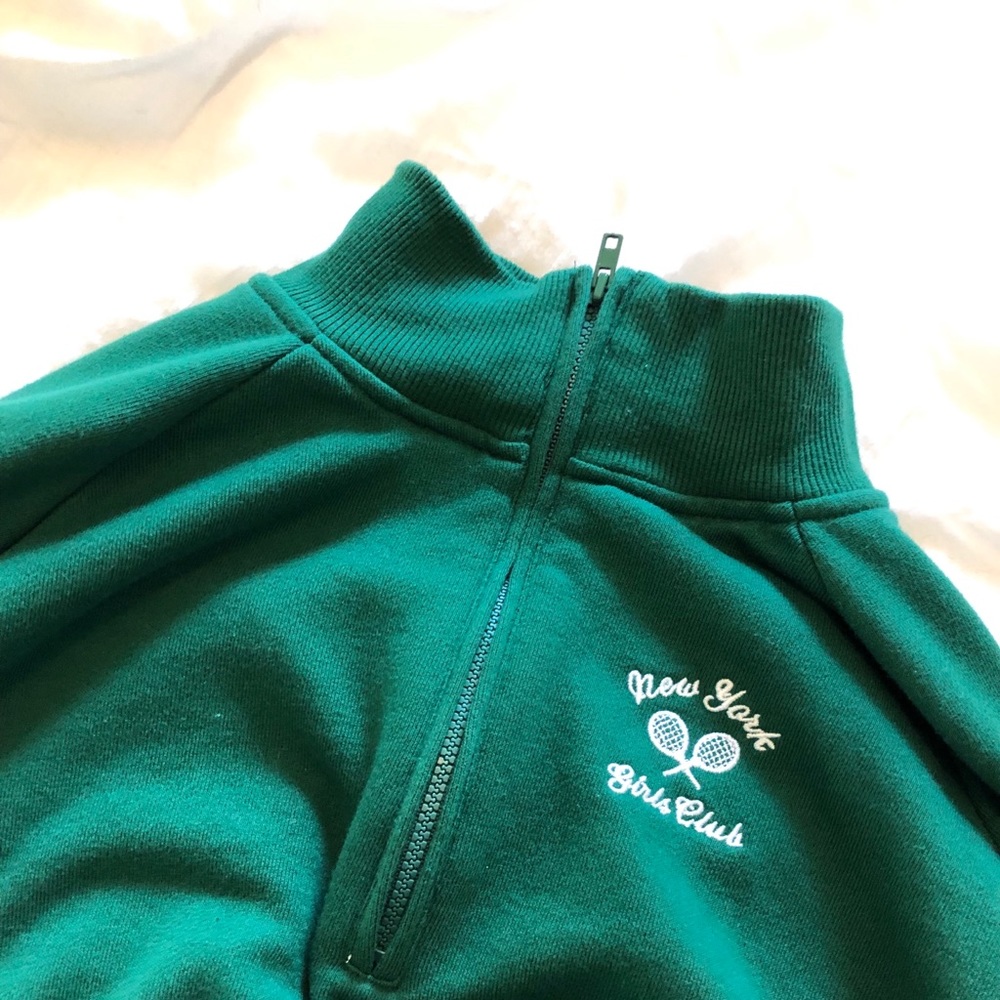 New York girls club sweatshirt NEW W/O TAGS